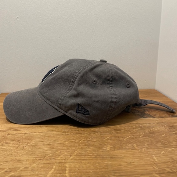 New York Yankees MLB Baseball Hat Gray Embroidered Logo Adjustable – LIKE NEW - Picture 2 of 14